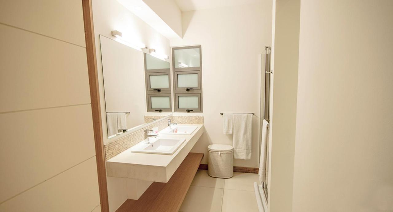 Cap Ouest Luxury Beachfront Flic-en-Flacq المظهر الخارجي الصورة